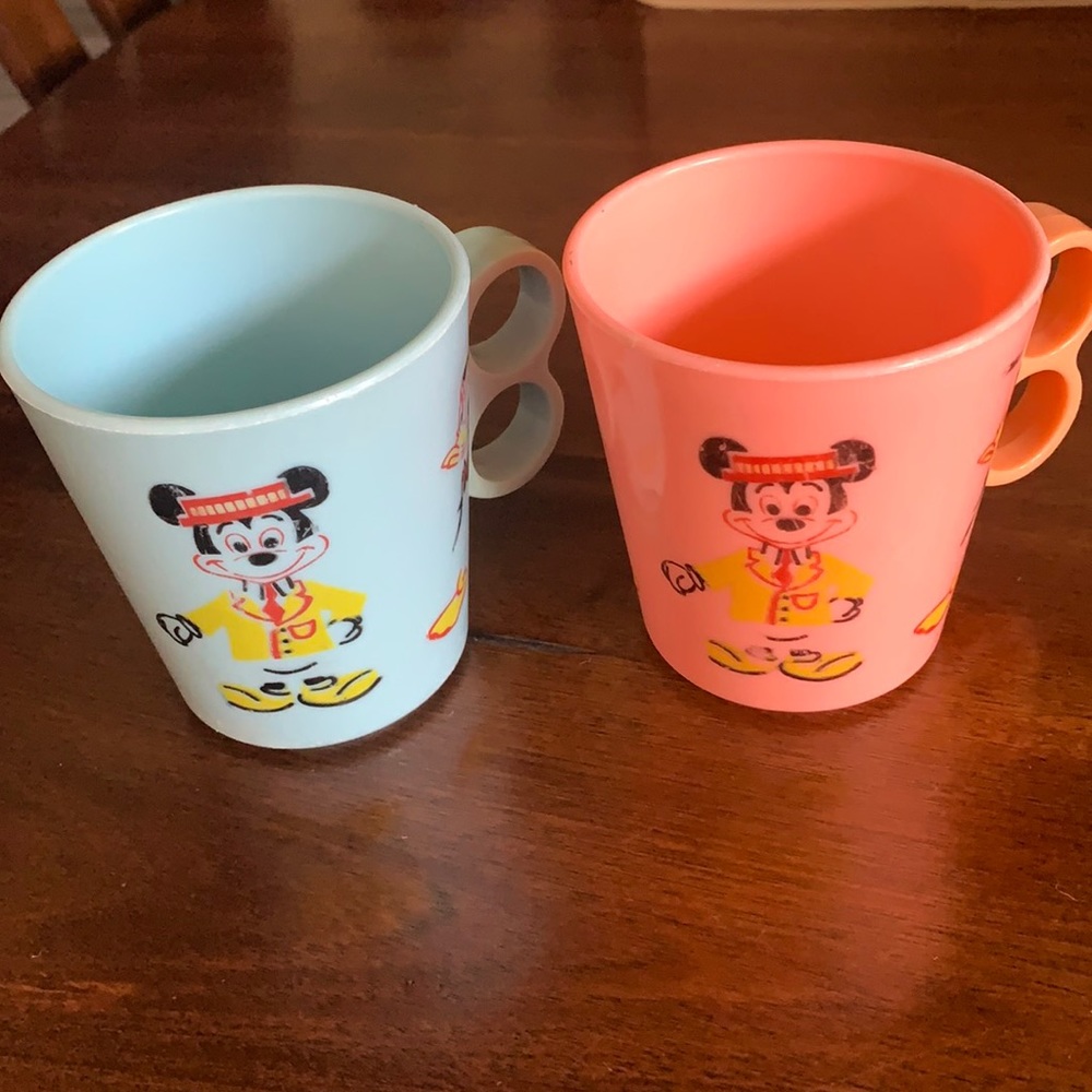 Vintage Mickey Mouse/Donald Duck cups